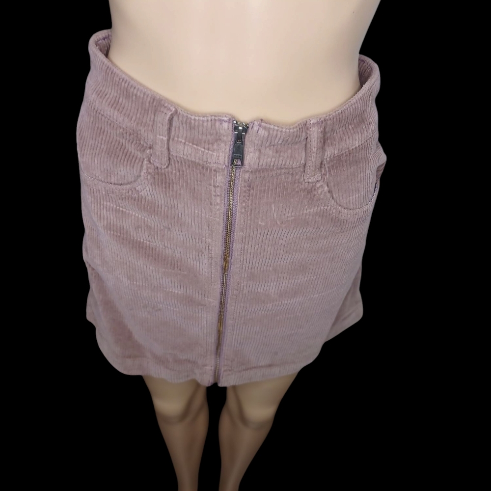 American Eagle Corduroy Zip-Front Skirt in Pink